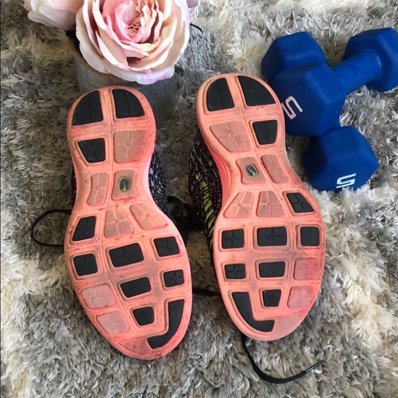 Pink/yellow Nike Lunaracer 3 - Picture 3 of 4